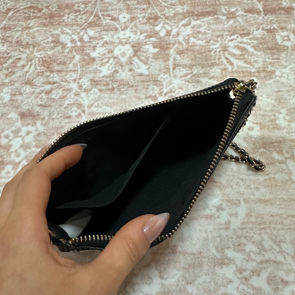 KENSIE 🌸 Daisies Wristlet Wallet - Picture 7 of 11